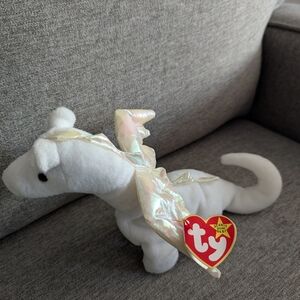 Rare, Vintage Magic the Dragon Beanie Baby 1995